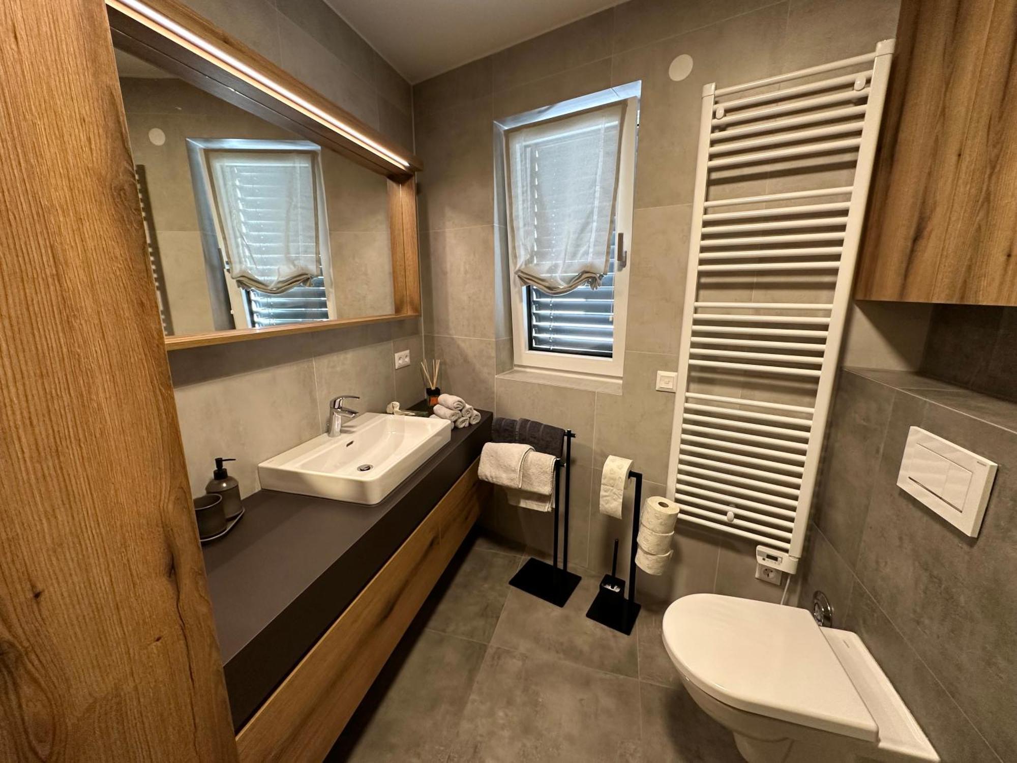 Apartment Deluxe Ossiacher See - Gerlitzen Sattendorf Esterno foto